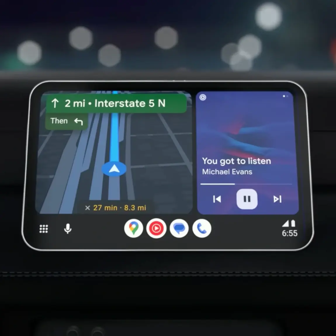 CarPlay / Android Auto head unit close-up in Chicago install